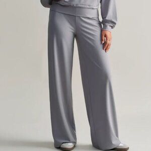 The Rhone Ripple Sweatpant- Gray Silver - sz M - NWT